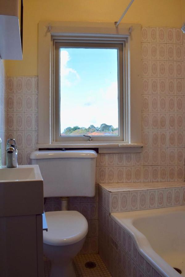 סידני Comfortable 3 Bedroom Apartment In Trendy Haberfield מראה חיצוני תמונה